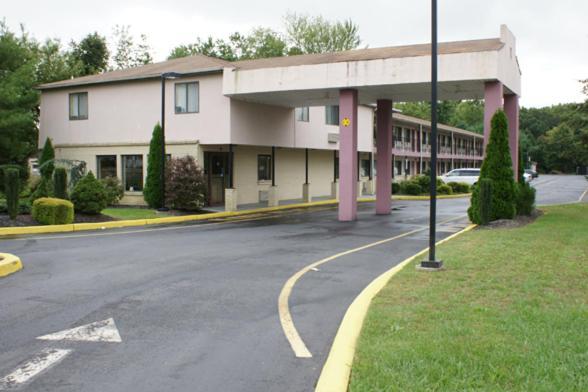 Express Inn - Wall Farmingdale Экстерьер фото