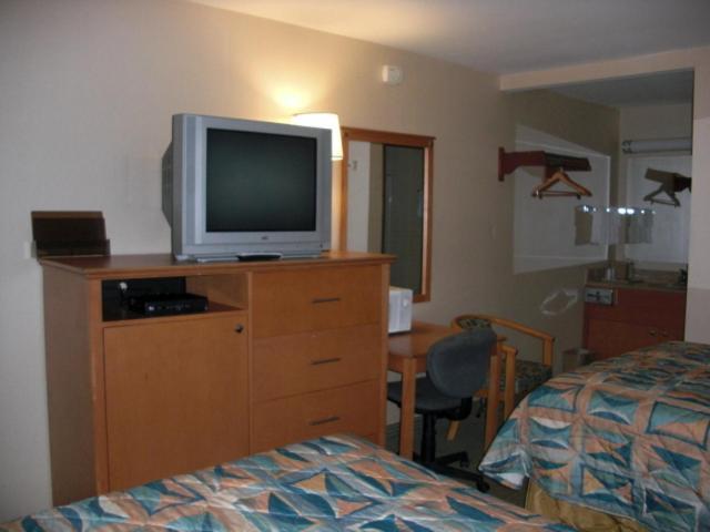 Express Inn - Wall Farmingdale Экстерьер фото
