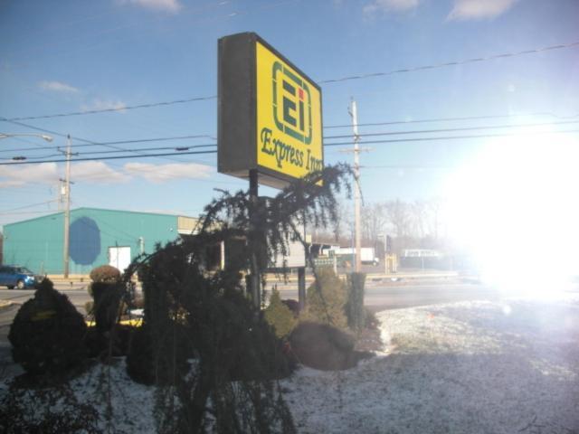 Express Inn - Wall Farmingdale Экстерьер фото