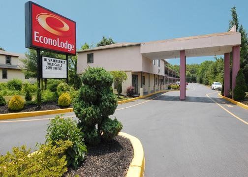 Express Inn - Wall Farmingdale Экстерьер фото