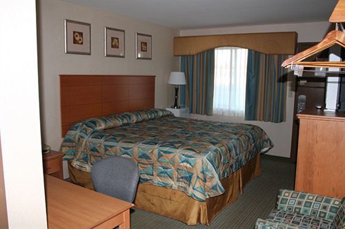 Express Inn - Wall Farmingdale Экстерьер фото