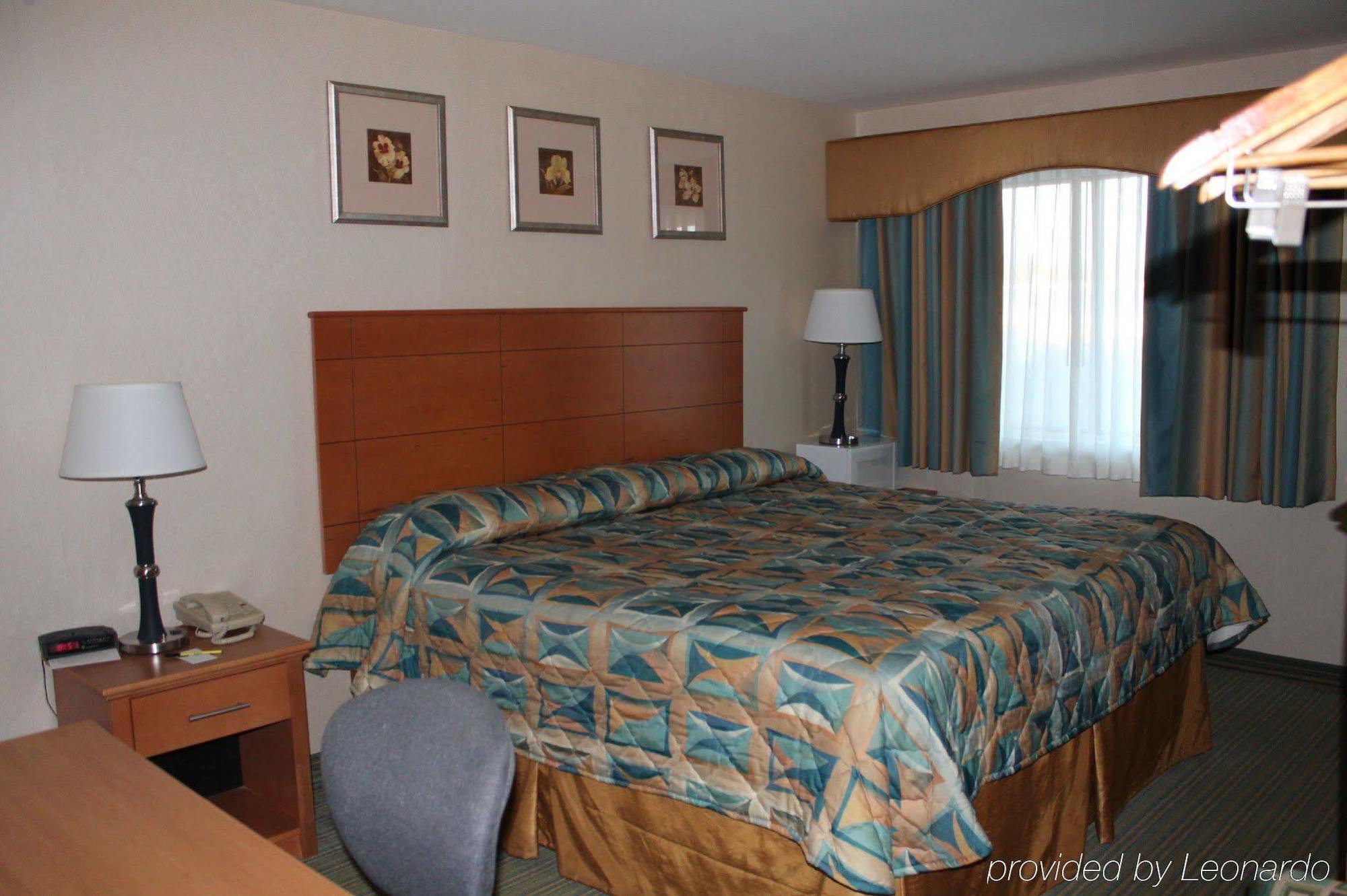 Express Inn - Wall Farmingdale Номер фото